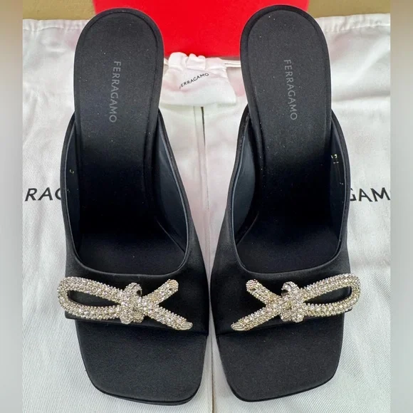 FERAGAMO Amy X5 Mules - Picture 2 of 9